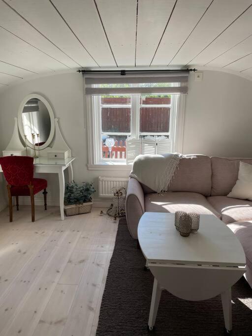 Historisk Charm I Hjaertat Av Gamla Stan Kalmar Villa Ngoại thất bức ảnh