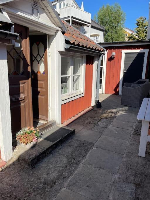 Historisk Charm I Hjaertat Av Gamla Stan Kalmar Villa Ngoại thất bức ảnh
